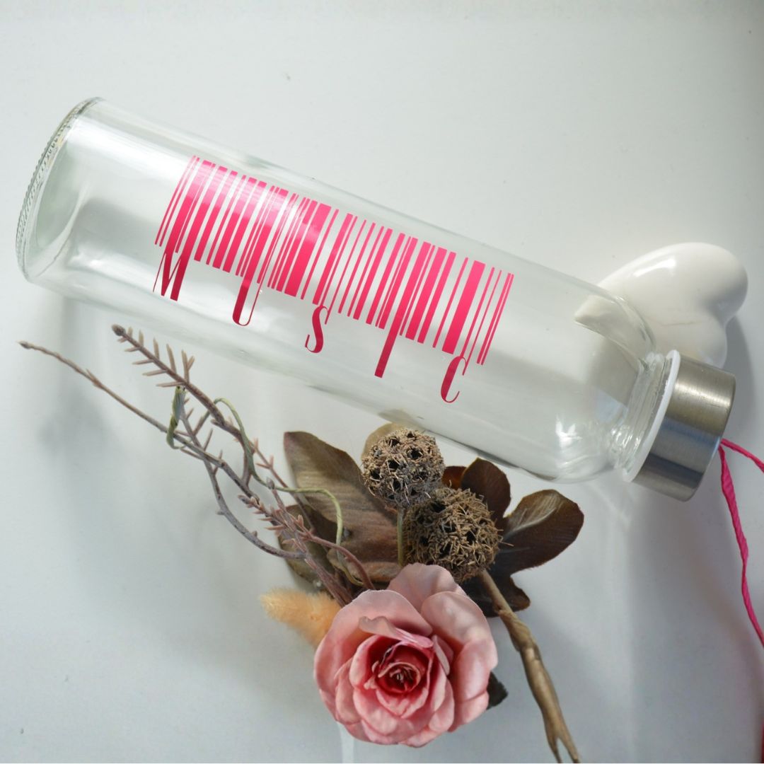 Trinkflasche verziert mit pinker Vinylfolie Plotterdatei Barcode Trinkflasche verziert mit pinker Vinylfolie Plotterdatei Barcode