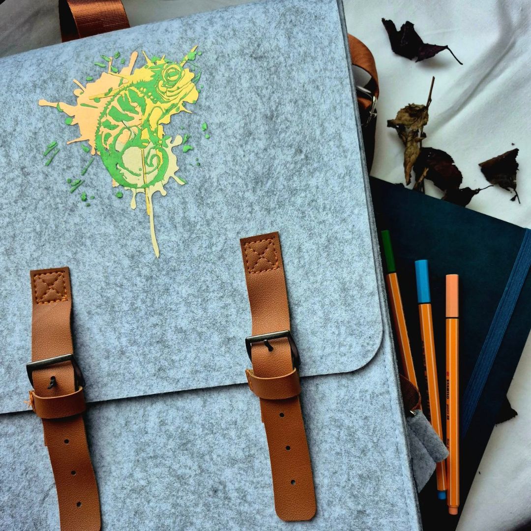 Plotterdatei Stay Weird auf Filz Rucksack Plotterdatei Stay Weird auf Filz Rucksack