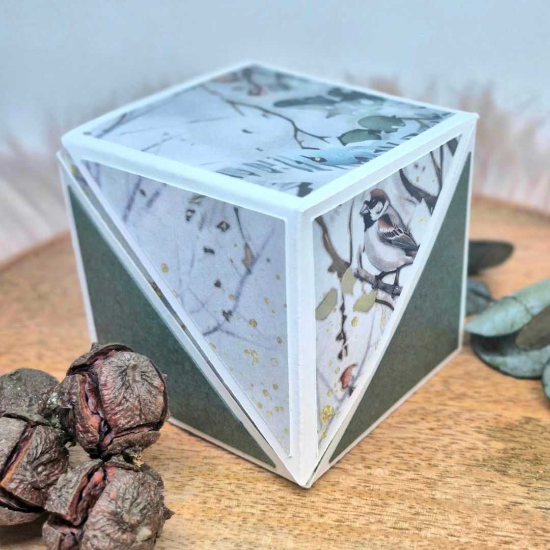 Geschenkverpackung aus Designpapier Cozy Winter Geschenkverpackung aus Designpapier Cozy Winter