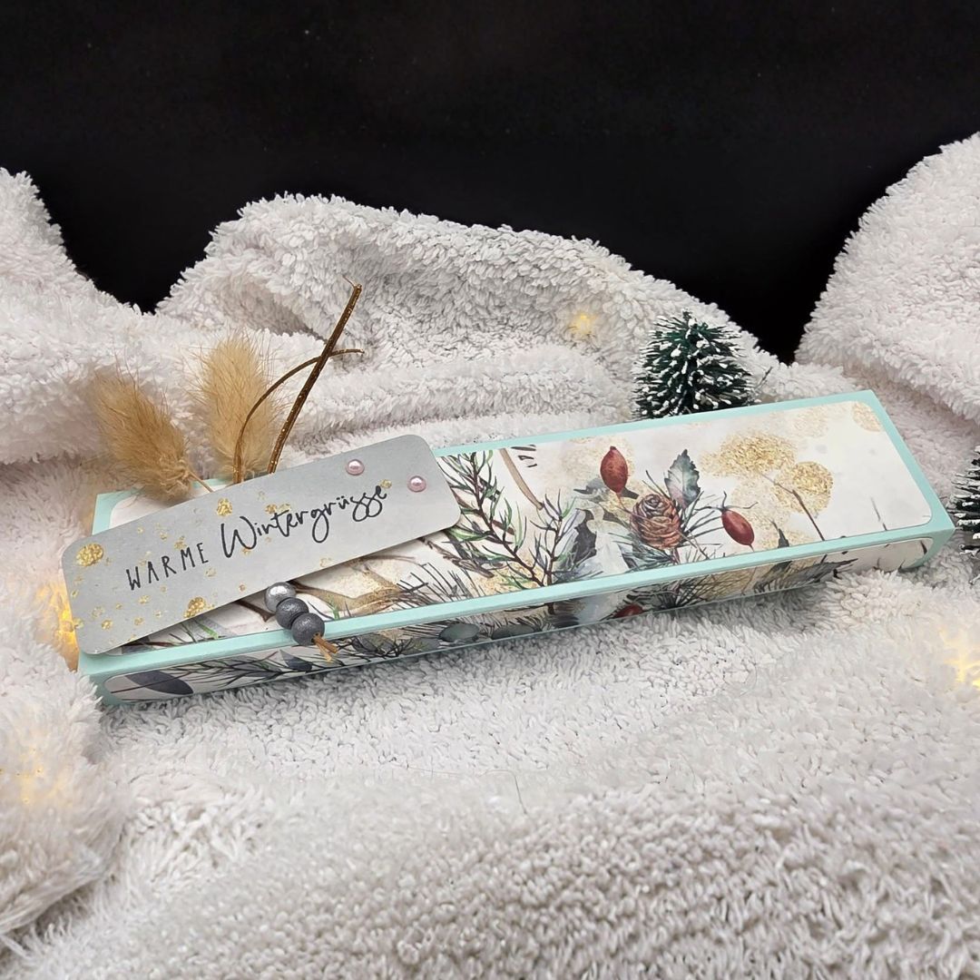 Geschenkverpackung aus Designpapier Cozy Winter Geschenkverpackung aus Designpapier Cozy Winter